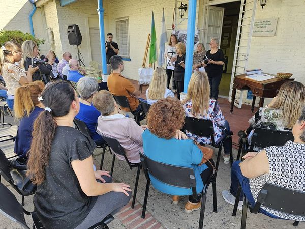 Se Realizó el Acto Oficial para Recordarlo y Honrar la Memoria del Poeta José Pedroni en Marco de un Nuevo Aniversario de su Natalicio