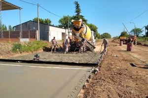 Avanza el Segundo Tramo de la Obra de Pavimento de la Av. 20 de Junio