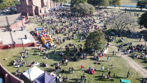 Los Niños y Niñas Celebraron las Infancias en la Vieja Iglesia